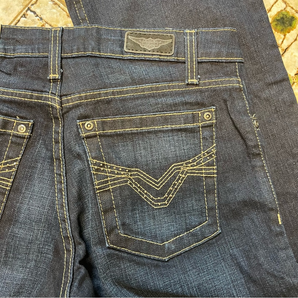 Harley Davidson Women’s Size 6 Regular Mid Rise Boot Cut Jeans - Picture 4 of 5